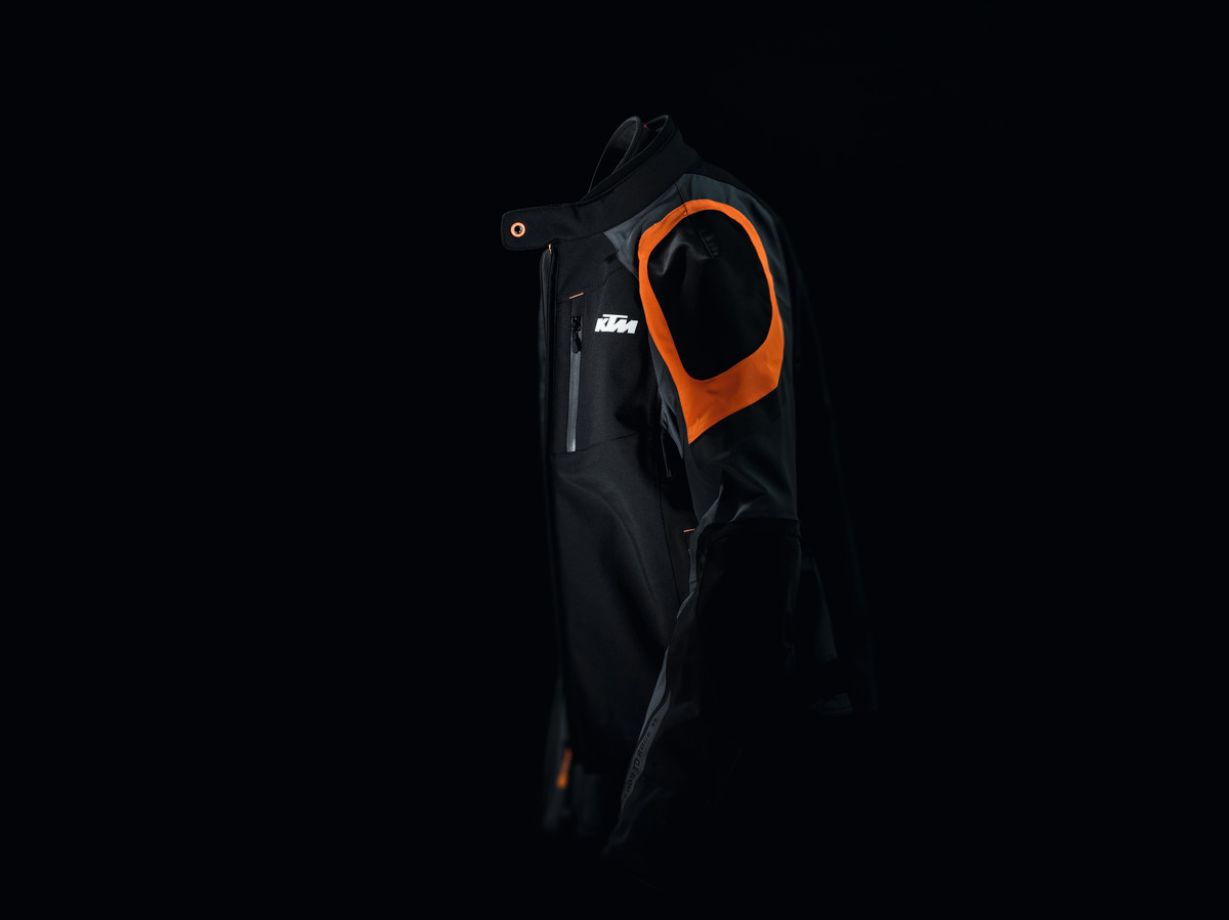 APEX JACKET